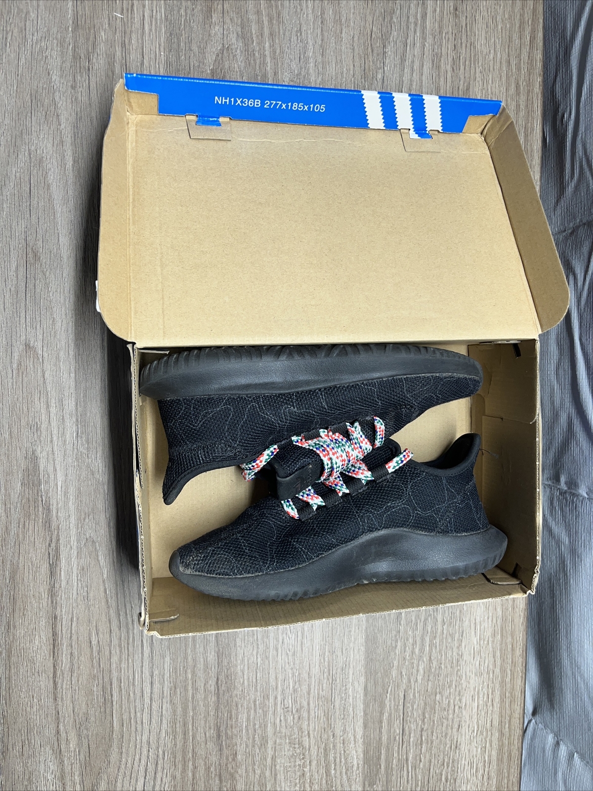 Adidas Tubular Shadow J Size Boys 5 1/2