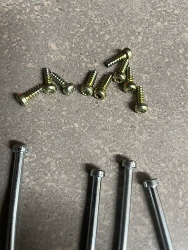 Microsoft Xbox 360 Jasper - Set completo di viti di ricambio OEM per custodia - Foto 3 di 4