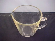 Vintage Pyrex 2 Cup Measuring USA D Handle 516 Imprint Faded Unreadable 29-E  