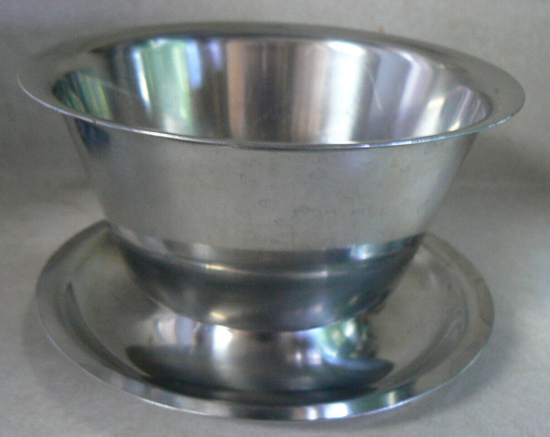 Stainless Gravy Boat Serving Bowl Dish 18/8 Denmark by Raimond 5.5 "x 3.25" Vtg