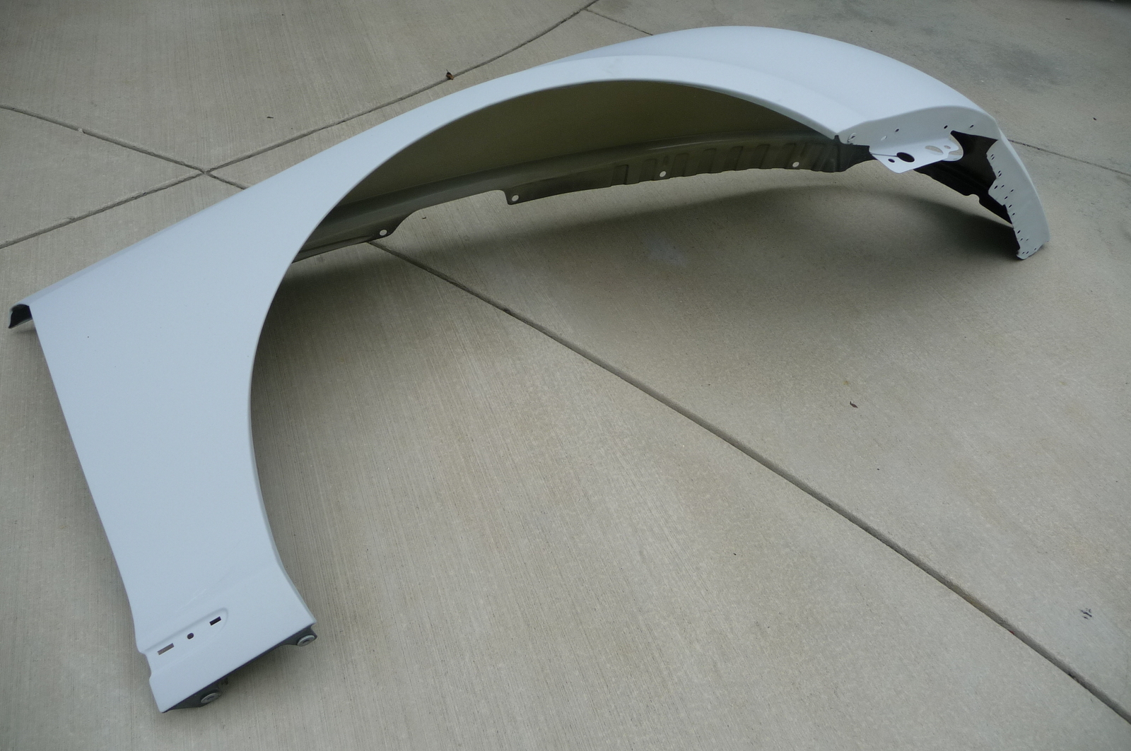 2012-2015 Bentley Continental GT GTC Right Passenger Fender Wing Cover OEM OE