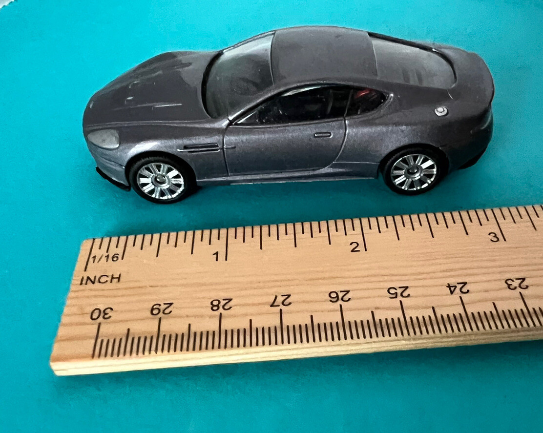 アストン・マーティン DBS CORGI DBS 1:36 Diecast Model - Corgi CG-CC03804 - $47.95