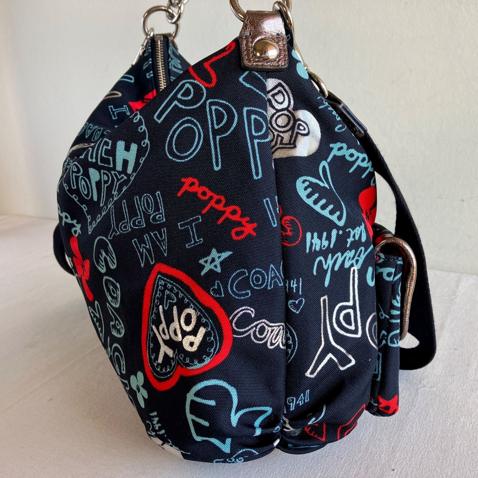 Rare COACH Poppy Graffiti Hearts Hobo 2WAY Shoulder C… - Gem