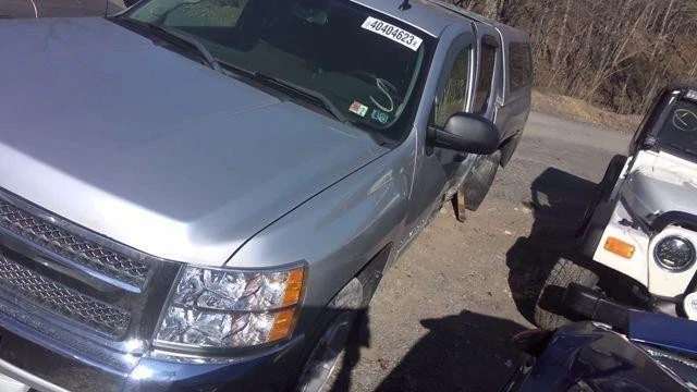 (LOCAL PICKUP ONLY) 07 08 09 10 11 12 13 CHEVY SILVERADO 1500 Hood Foto 4 de 4