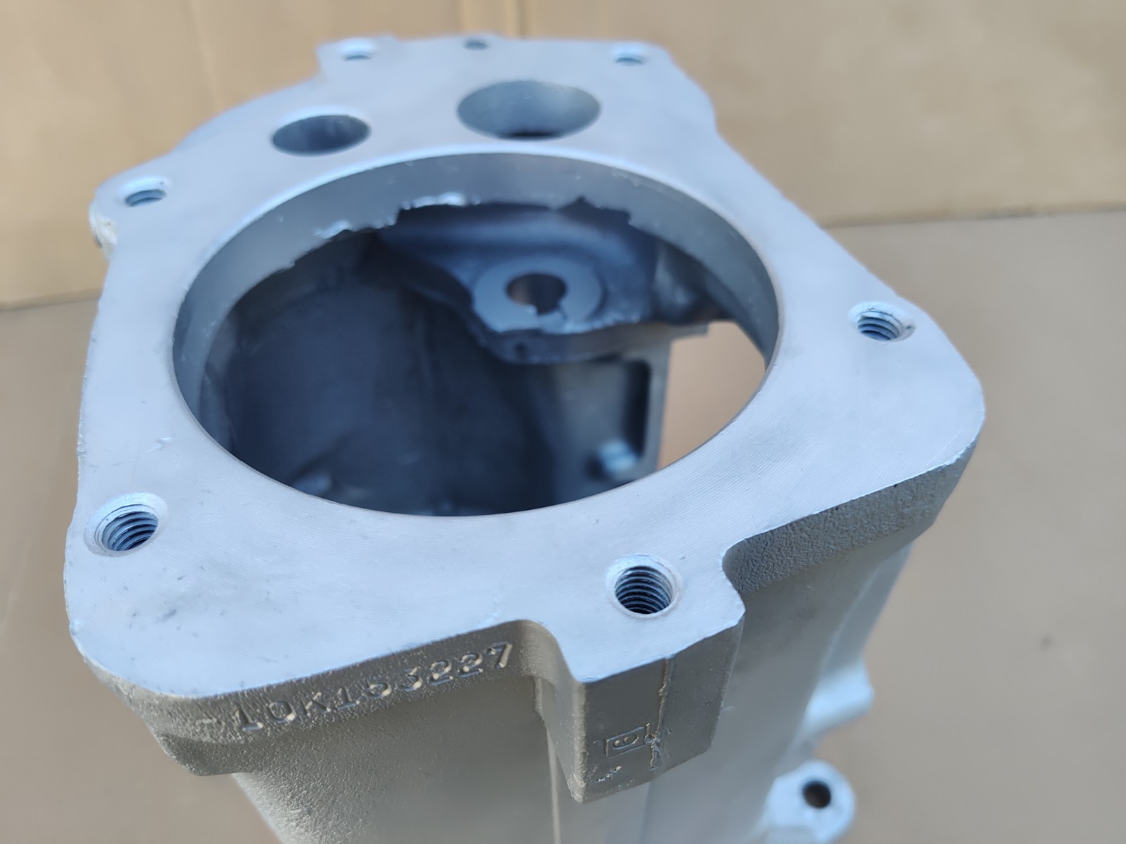 Muncie 4 Speed Transmission Main Case 3925661 Muncie 4 Speed M20 Main Case NICE