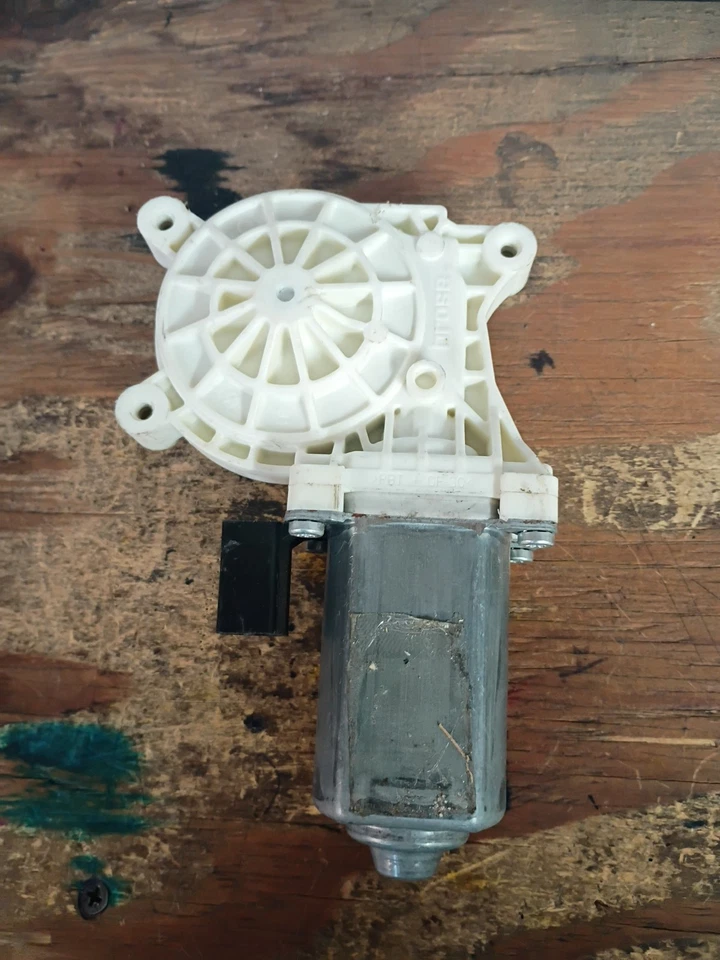 10-19 Ford Explorer Rear Left Side Door Power Window Motor OEM New - Image 2 of 3