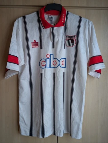 Grimsby Town Football Shirt 1993/94 New condition, with label.RARE - Medium