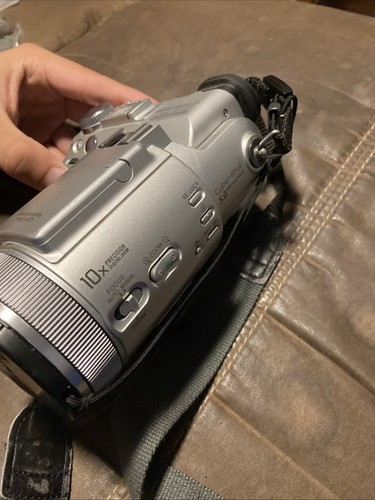 Sony Cyber-Shot DSC-F717 5MP 10x Digital Zoom/Still camera+Battery No Charger - Picture 3 of 6