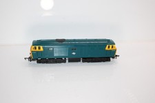 Triang Hornby R758 OO Gauge Class 35 Hymek Diesel BR Blue D7063 Loco - Unboxed