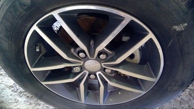 Used Wheel fits: 2018 Jeep Grand cherokee 18x8 aluminum polished with painted po