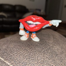 Hardees Toy 2  Figurine Tang Trio Lips Mouth Hap Fast General Foods Applause Vtg