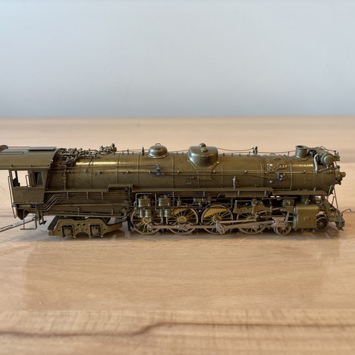 Overland Models 4-8-4 Brass Locomotive & Tender New HO Scale - Picture 5 of 13