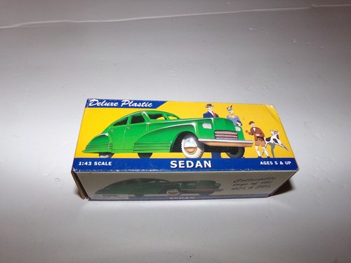 2000 Binary Arts Corp Deluxe Plastics Sedan 1:43 Scale