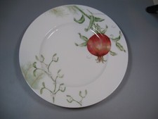 Lenox Winter Garden 9-1/2" Plate Pomegranate with Mistletoe