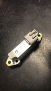 BMW SRS AIRBAG CRASH SENSOR 6911038