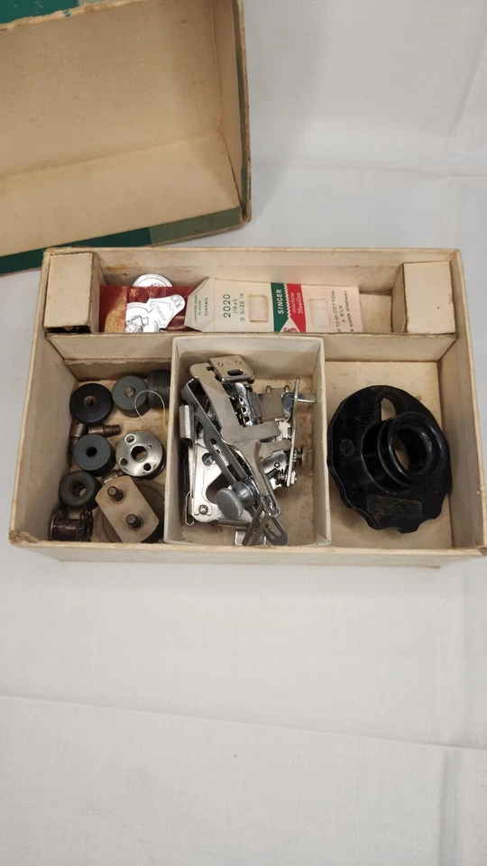 Vintage Singer Sewing Machine Attachments for Class 404 & Button Holder 654321 - Image 4 of 4