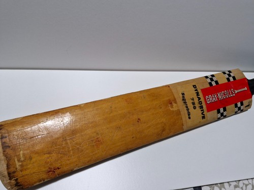 Vintage Cricket Bat Gray Nicolls DYNADRIVE 750 Full Size English Willow SH - Picture 4 of 8