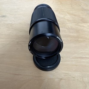 Minolta 75-200mm f/4.5 Zoom Lens - Minolta MD Mount