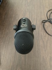 Logitech Blue Yeti Black USB Microphone for Creators 888-000322