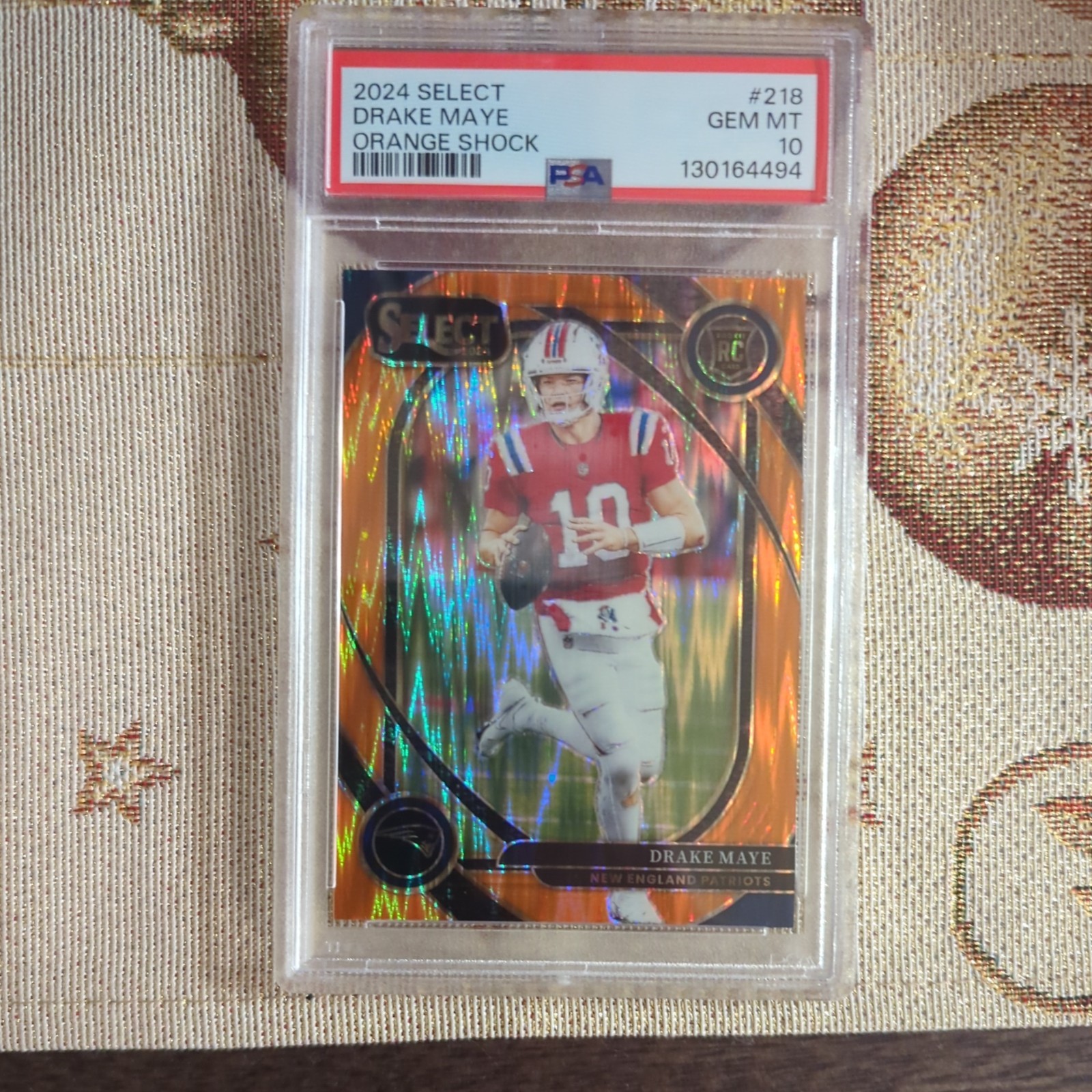 2024 Panini Select - Club Level Drake Maye #218 Orange Shock Prizm /399 (RC)