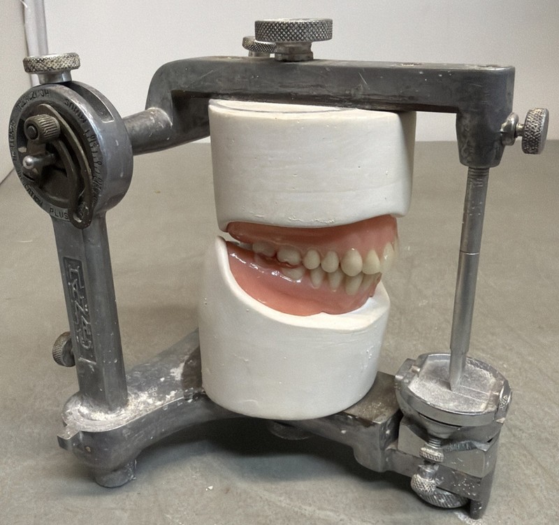 1920's HANAU Dental Articulator Teeth Casting Buffalo NY pat#s Antique Collectib