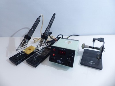 Weller WSD 161 Doppel Lötstation Lötkolben ESD Safe Lötzinn Abroller SD1000 #1 W