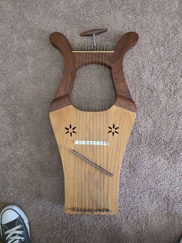 Beautiful Kinnor Harp 2-Tone Color with Tuner
