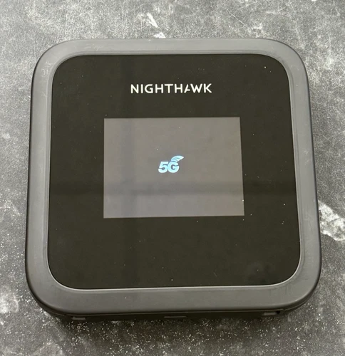 Netgear Nighthawk M3 Portable WiFi 6 Hotspot 5G Router - Excellent Condition