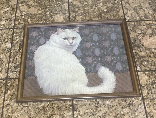 Pre Owned Gorgeous White Persian Sitting Cat Puzzle In A Wooden Veneer Frame