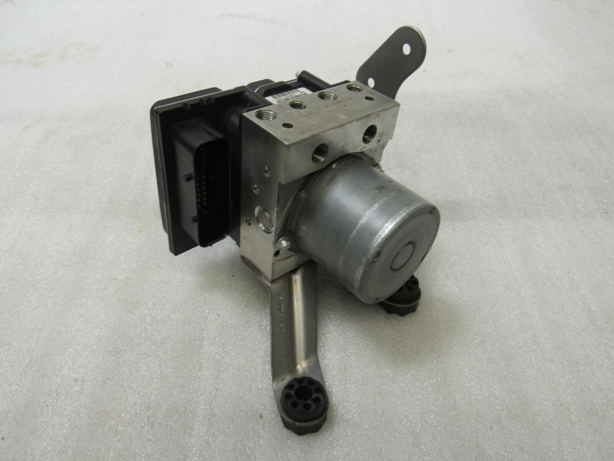 MOMOボス   BMW　E46/Z4　2012 楽天市場】MOMOボスBMW E46／Z4 2012 : Parts Hills