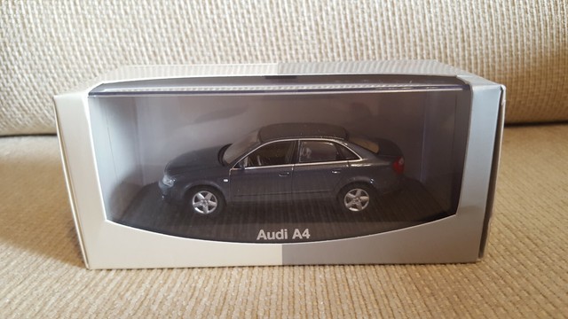 1:43 iScale Audi A6 Allroad Quattro grey DEALER NEW bei PREMIUM-MODELCARS
