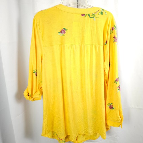 NWT Fig and Flower Womens 2X Yellow Floral Embroidered Roll Tab Sleeve Tunic - Picture 4 of 8