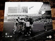 Yogi Berra Cards, Rookie Cards and Memorabilia Guide 39