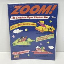 ZOOM -  By Margaret A. Hartelius 1991 The Complete Paper Airplane Kit - New