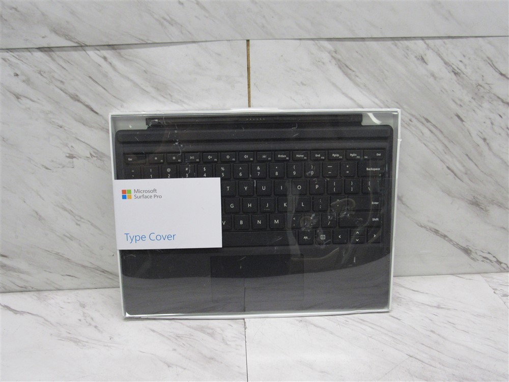 Microsoft Surface Pro 4 Type Cover Keyboard Black R9Q-00001 Model 1725 NEW!