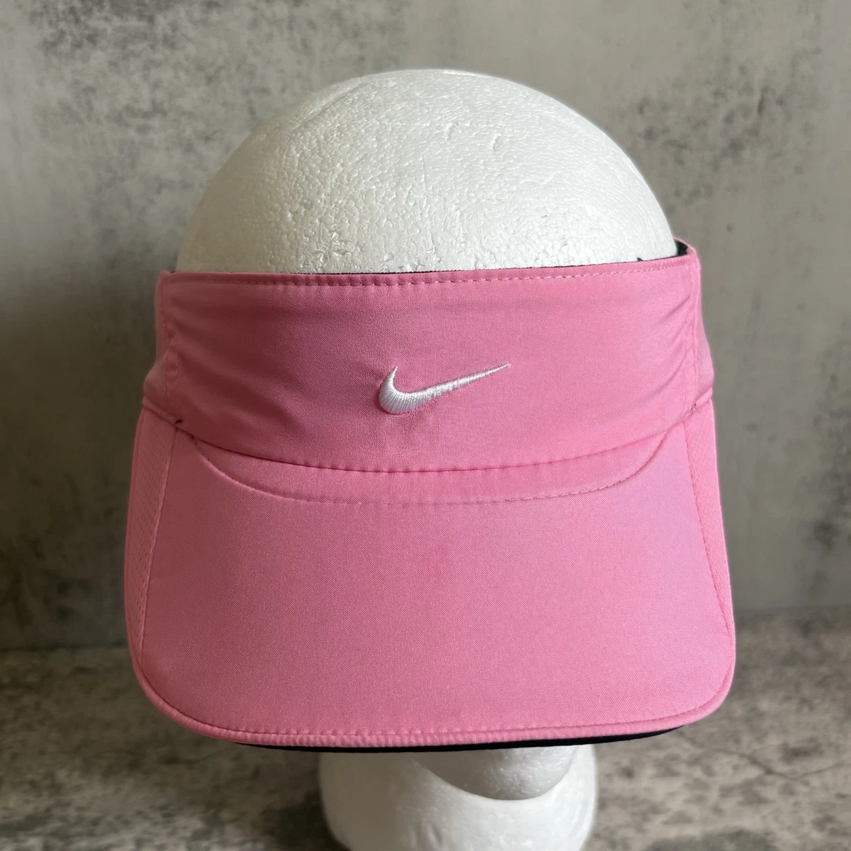 Nike Golf Women\'s Tech Perforated Visor Electrolime Yellow Adjustable Nike Women main image 2