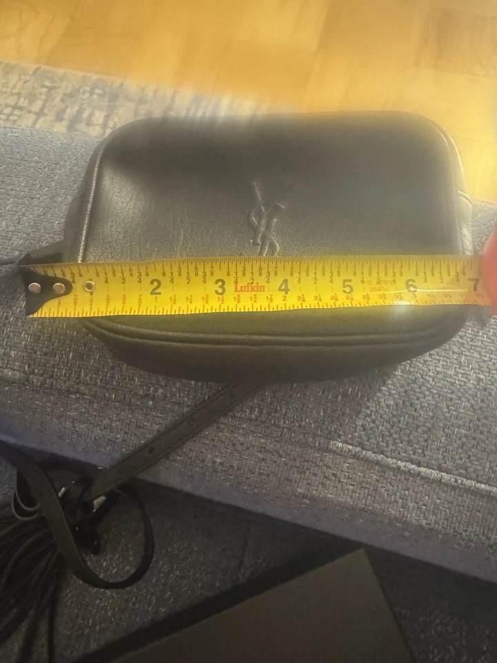 Auténtico bolso cinturón negro YSL  Foto 4 de 4