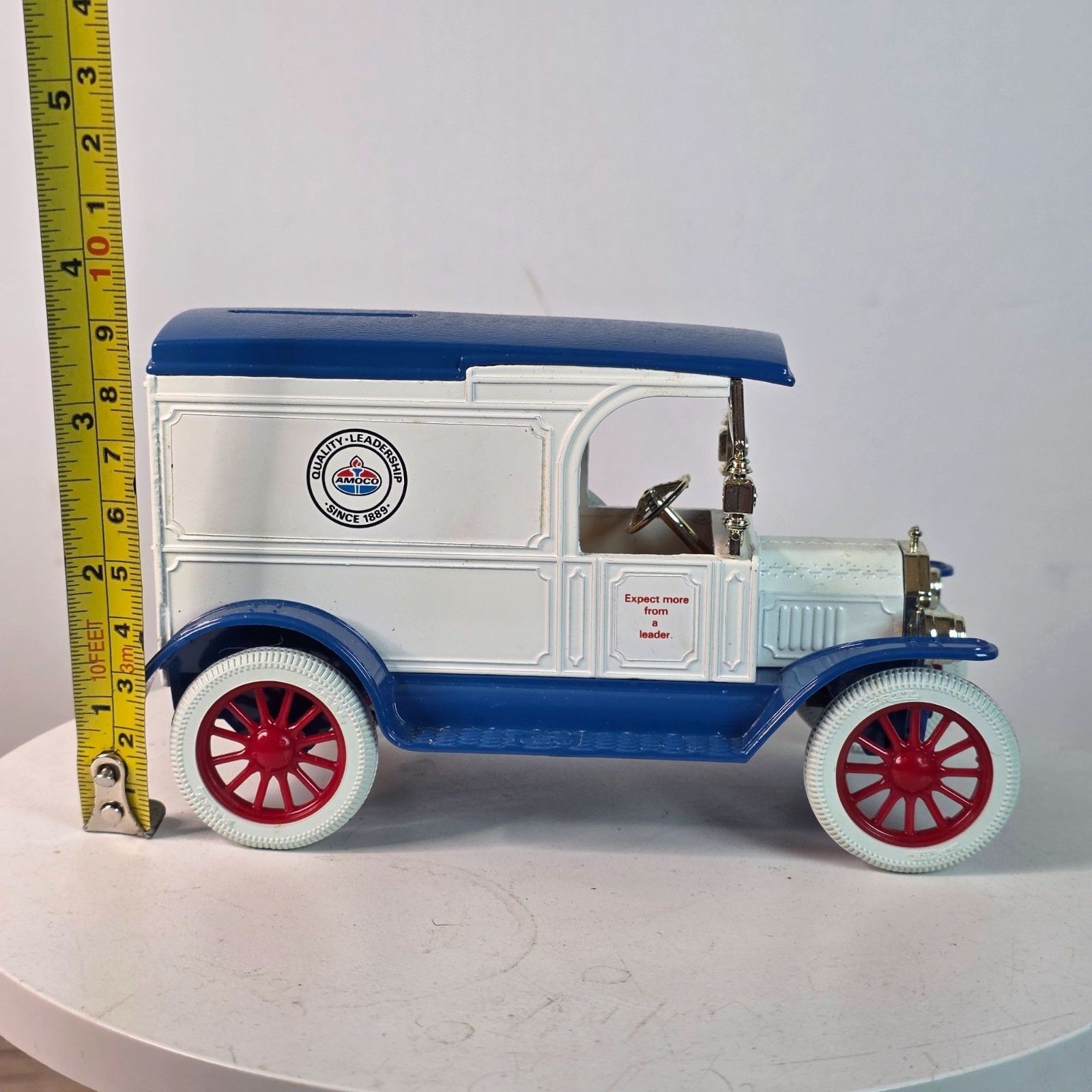 Vintage Ertl 1917 Ford Model T Amoco Delivery Van Bank Limited Edition USA    thumbnail 5