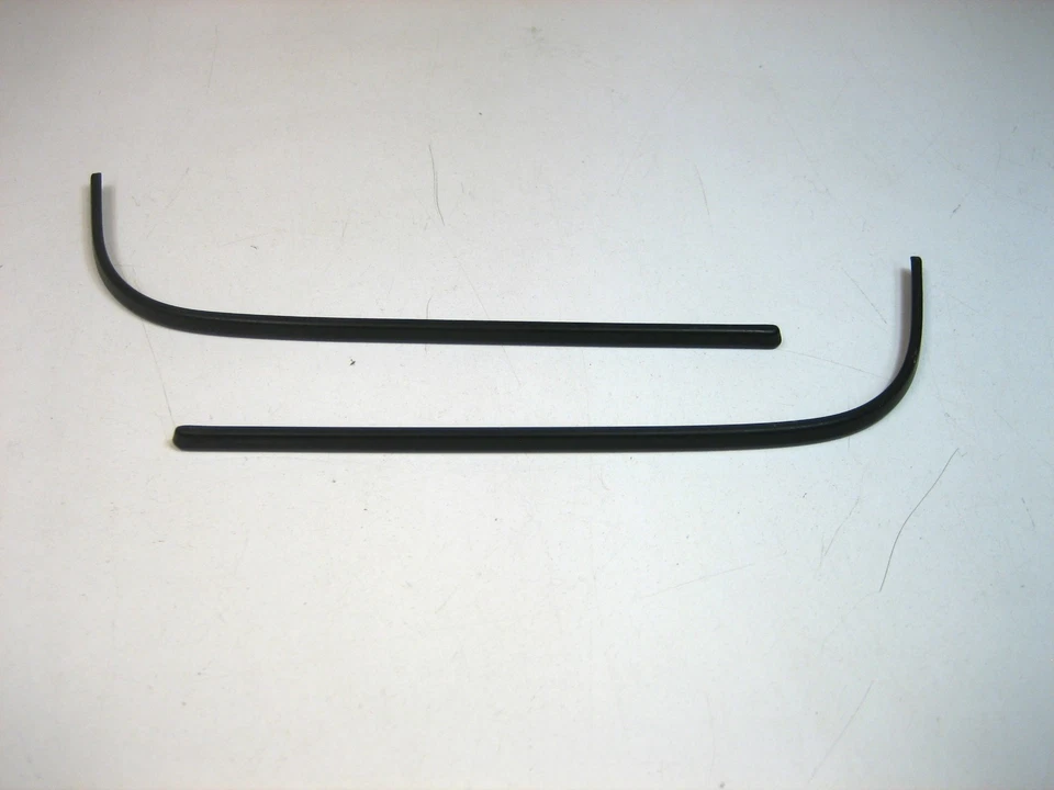 Volvo 240 GLT GT Turbo Left and Right Front Bumper Trim Black 242 244 245 - Image 3 of 4