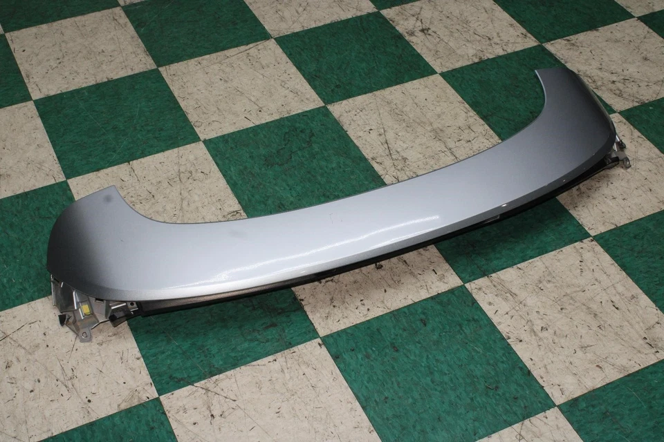 17-20 Mazda CX-5 *SCUFFS* Sonic Silver Liftgate Tailgate Spoiler Cover Panel OEM Foto 2 de 4