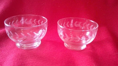 VTG Anchor Hocking Etched Dessert Bowls – Set of 2 – Footed Ice Cream Sherbet