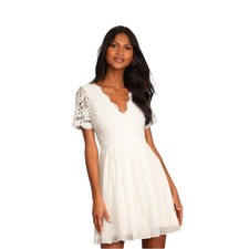 Lulus Angel In Disguise White Lace Skater Dress Small NWT Bridal Events Party