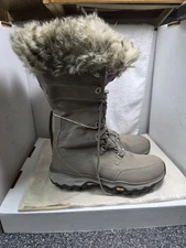 Eddie Bauer Ladies Size 9 Solstice II Tall Fur Tipped Weatherproof Boots/ Vibram