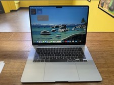Apple MacBook Air 2024 15.3"- M3 - 16GB RAM - 512GB SSD - Space Grey