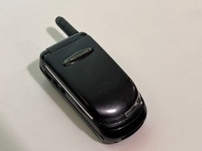 Motorola V3688 – Beige Color - Vintage Cell phones