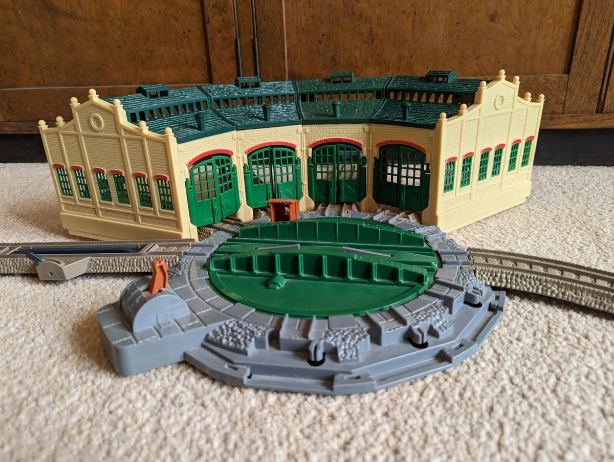 Tidmouth sheds store trackmaster asda