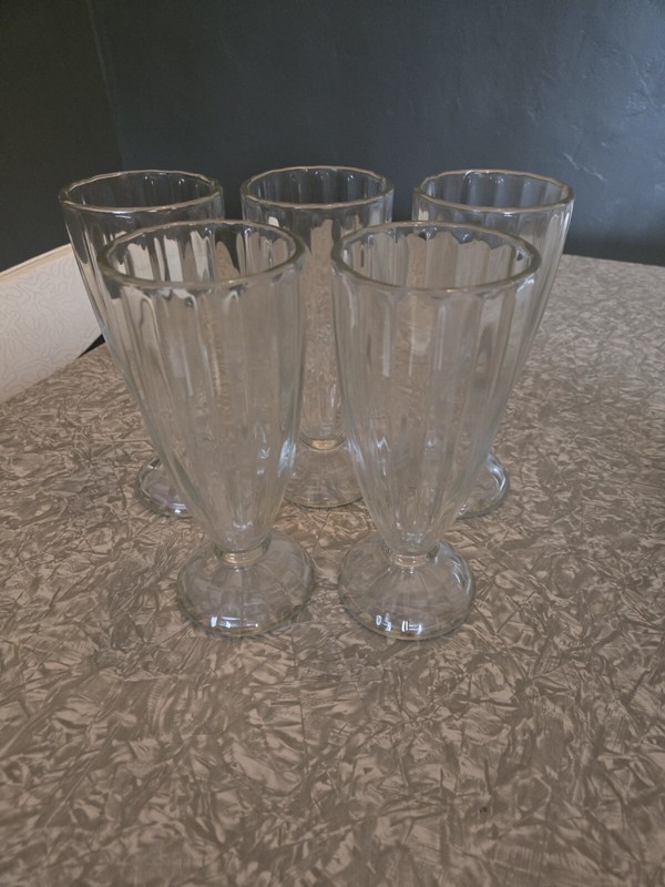 Vintage Set Of 5 Soda Fountain Glasses Sundae Ice Cream Parfait 