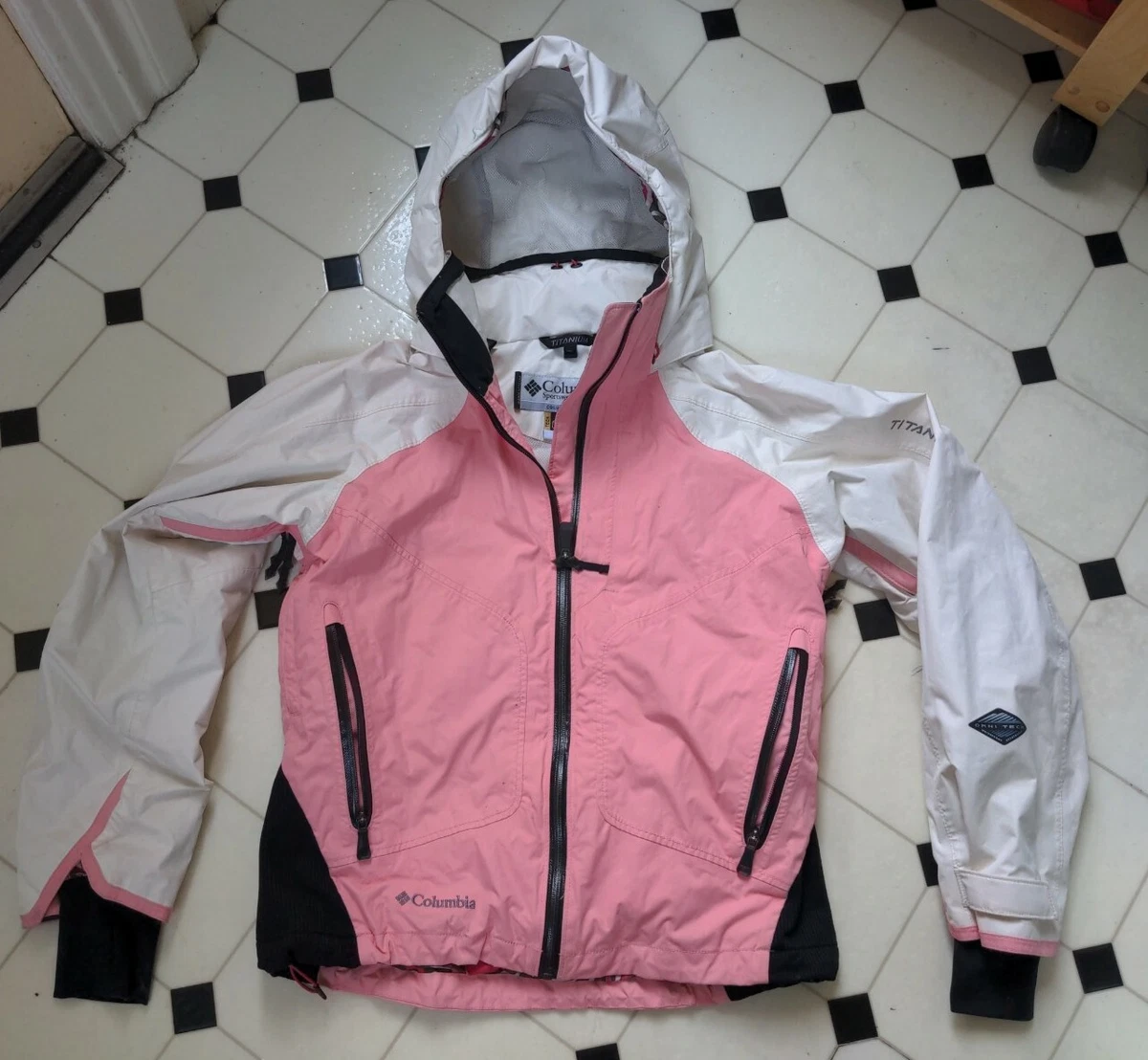 COLUMBIA TITANIUM OMNI TECH WATERPROOF SHELL JACKET M PINK BLACK WHITE TNF