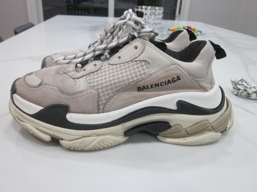 balenciaga triple s beige 39