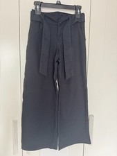 ABERCROMBIE KIDS girls size 7/8 black Wide Leg crop.